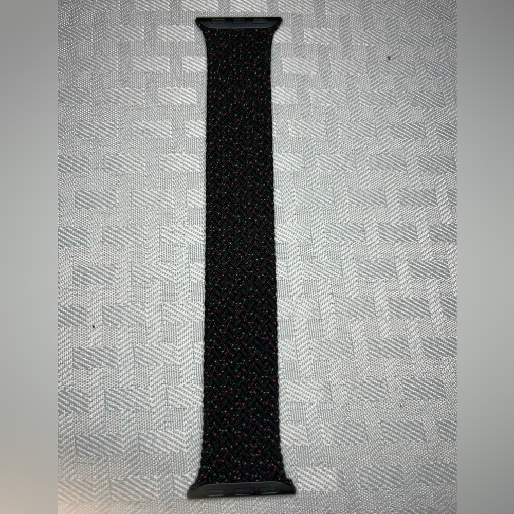 Apple Braided Solo Loop Watchband- black/unity(old version)---NWOT